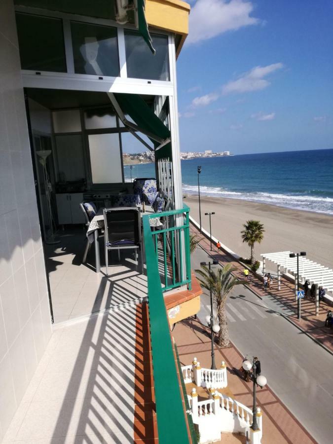 Holiday Wanda Fuengirola Bagian luar foto