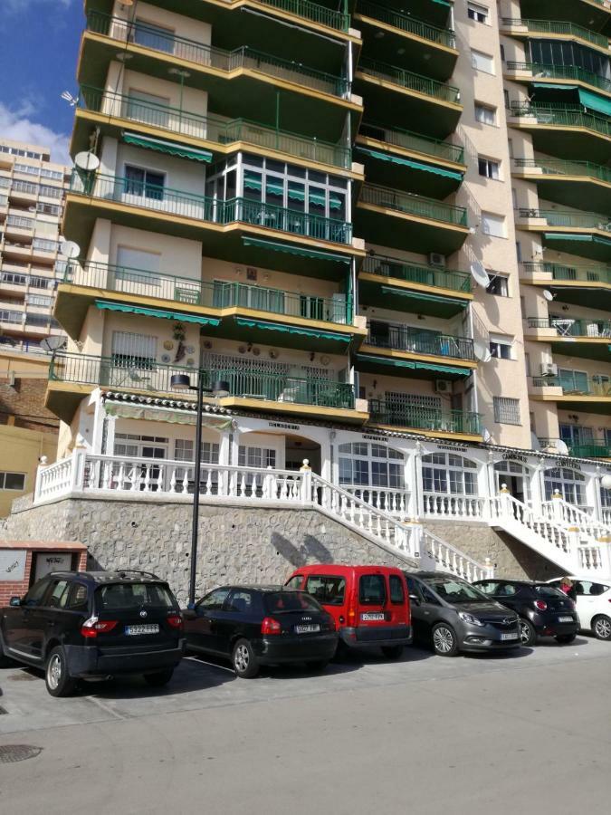 Holiday Wanda Fuengirola Bagian luar foto